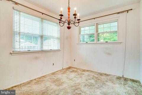 7416 Jervis St, Springfield, VA 22151 photo 9