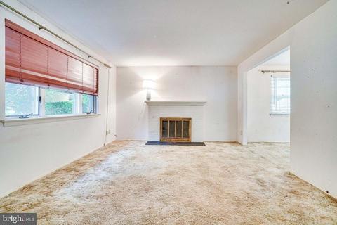 7416 Jervis St, Springfield, VA 22151 photo 4