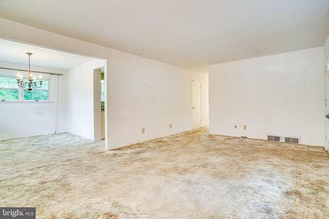 7416 Jervis St, Springfield, VA 22151 photo 7