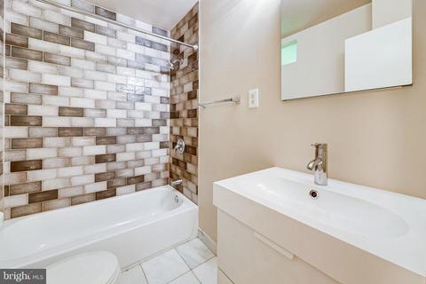 7508 Hamlet St, Springfield, VA 22151 photo 27