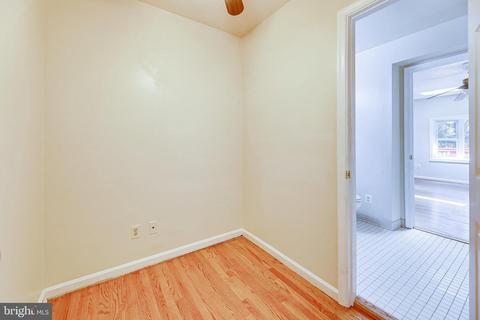 7508 Hamlet St, Springfield, VA 22151 photo 17