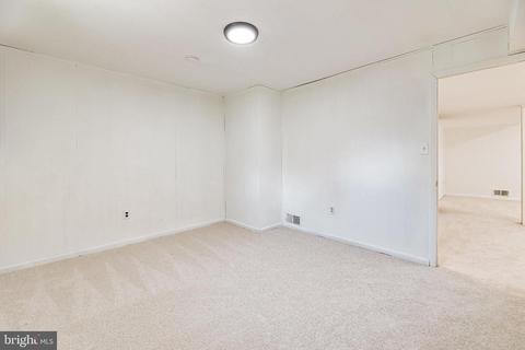 7508 Hamlet St, Springfield, VA 22151 photo 37