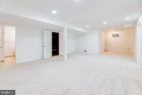 7508 Hamlet St, Springfield, VA 22151 photo 32