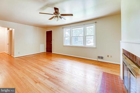 7508 Hamlet St, Springfield, VA 22151 photo 4