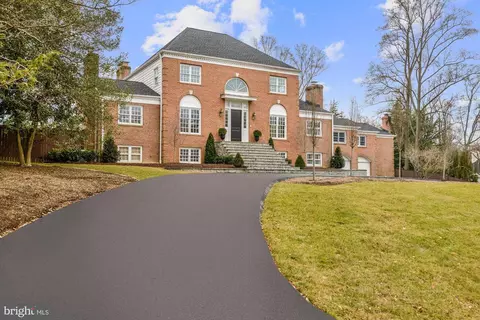 1122 Litton Ln, Mclean, VA 22101