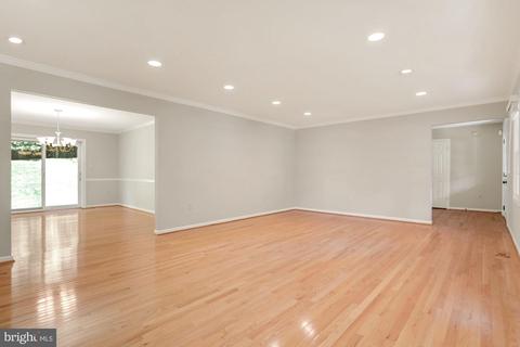 737 Ridge Dr, Mclean, VA 22101 photo 15