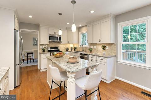7004 Maple Tree Ln, Springfield, VA 22152 photo 7