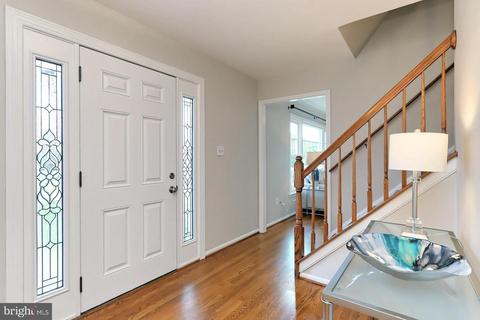 7004 Maple Tree Ln, Springfield, VA 22152 photo 5