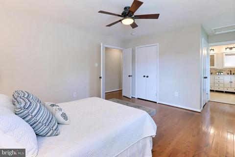 7004 Maple Tree Ln, Springfield, VA 22152 photo 28