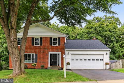 7004 Maple Tree Ln, Springfield, VA 22152 photo 3