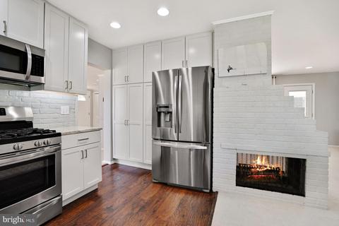 7505 Gresham St, Springfield, VA 22151 photo 6