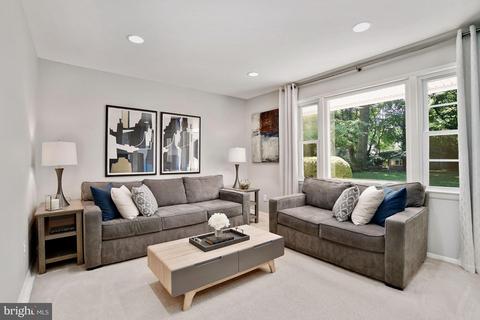 7505 Gresham St, Springfield, VA 22151 photo 13