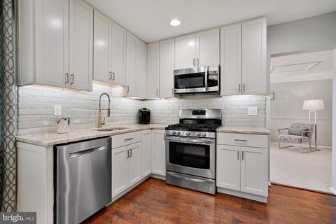 7505 Gresham St, Springfield, VA 22151 photo 5