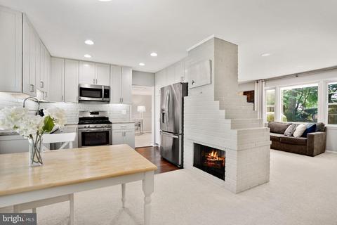 7505 Gresham St, Springfield, VA 22151 photo 11