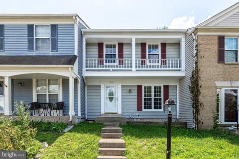 13455 Higgs Ct, Herndon, VA 20171