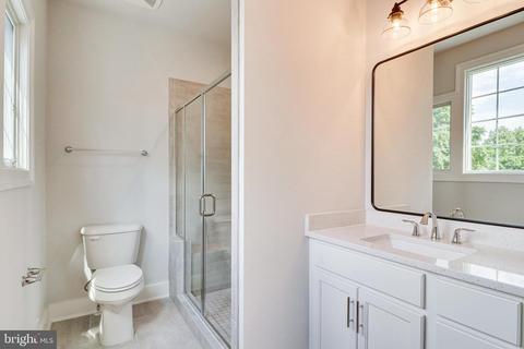 6208 Kellogg Dr, Mclean, VA 22101 photo 12