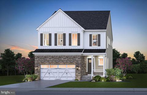 4601 Wood Glen Rd, Fairfax, VA 22032