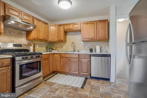 6903 Ruskin St, Springfield, VA 22150 photo 8