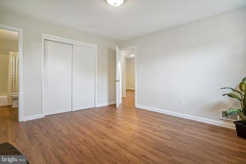 6903 Ruskin St, Springfield, VA 22150 photo 13