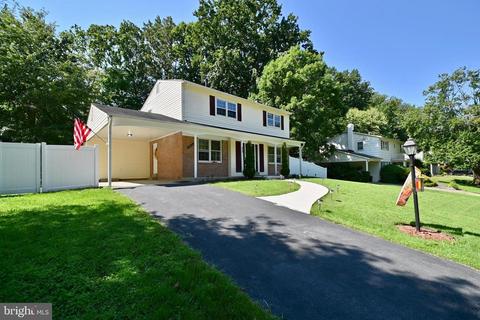 8815 Side Saddle Rd, Springfield, VA 22152 photo 1