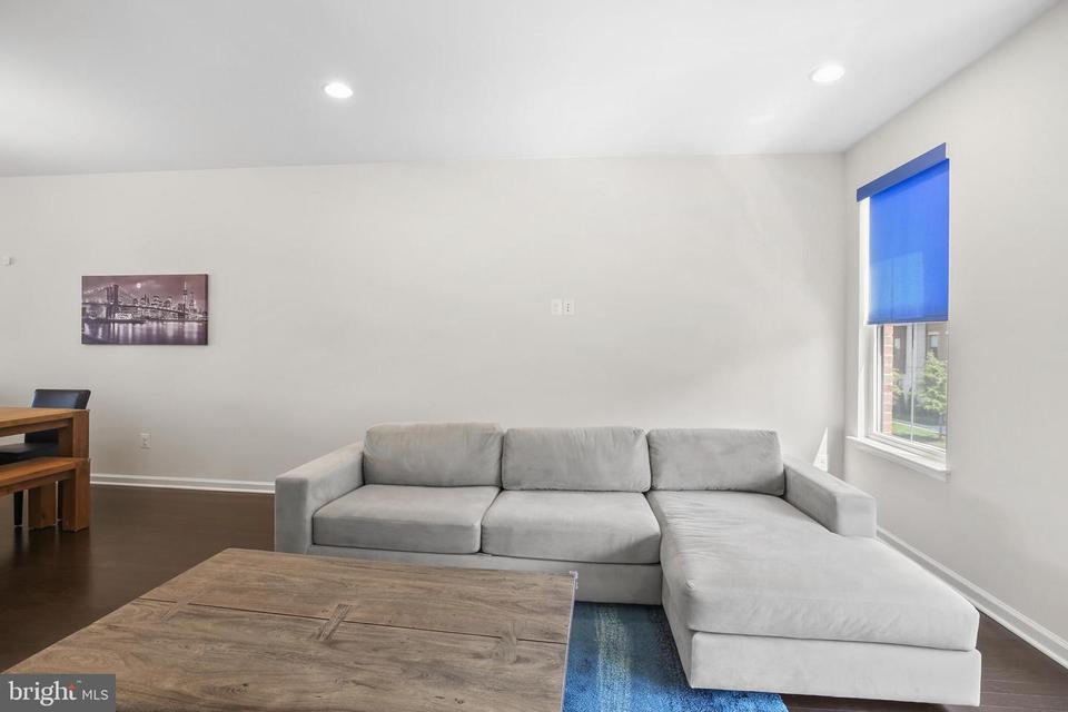  3084 Alan Shepard St, Herndon, VA 20171 photo 22
