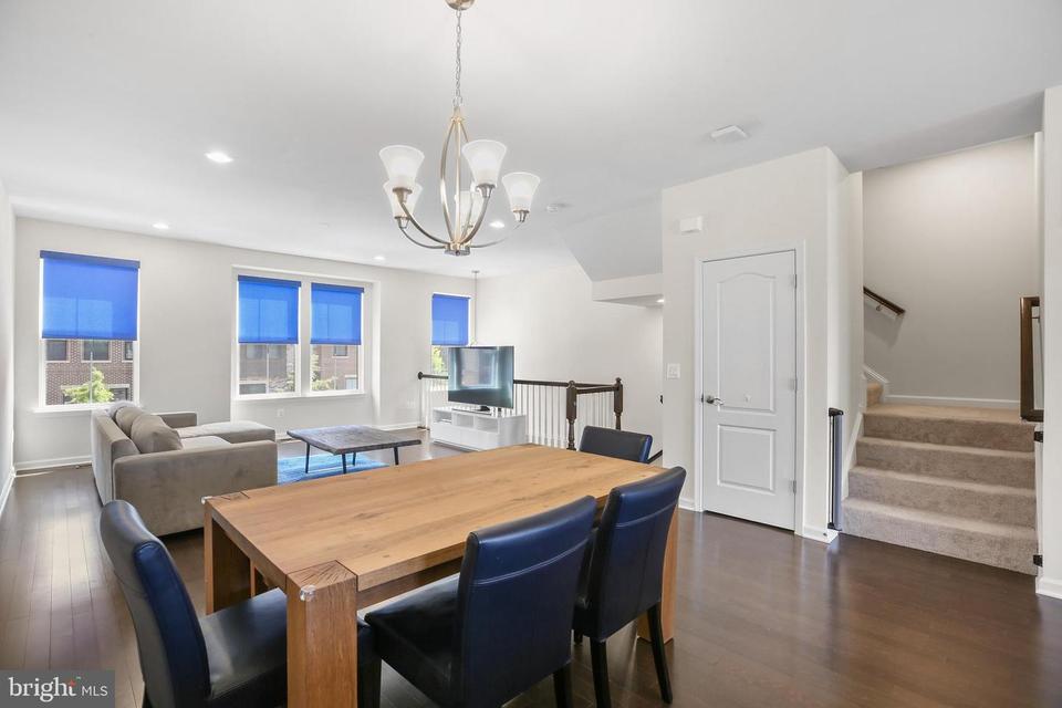  3084 Alan Shepard St, Herndon, VA 20171 photo 16