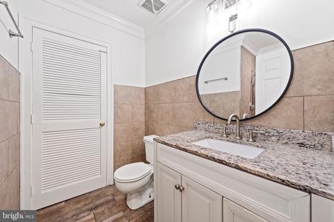 8706 Wadebrook Ter, Springfield, VA 22153 photo 18