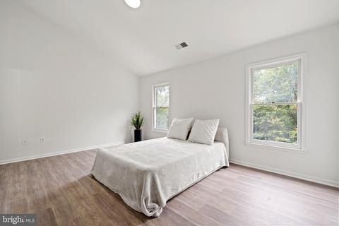 8706 Wadebrook Ter, Springfield, VA 22153 photo 8