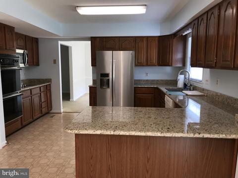 7012 Ben Franklin Rd, Springfield, VA 22150 photo 7