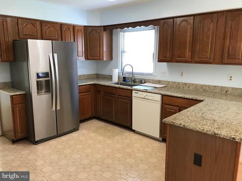 7012 Ben Franklin Rd, Springfield, VA 22150 photo 9