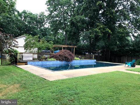 7012 Ben Franklin Rd, Springfield, VA 22150 photo 5