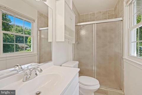 6524 Bowie Dr, Springfield, VA 22150 photo 10