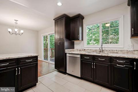 6524 Bowie Dr, Springfield, VA 22150 photo 5