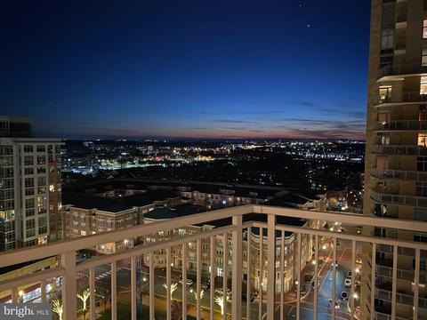 11990 Market St #1402, Reston, VA 20190