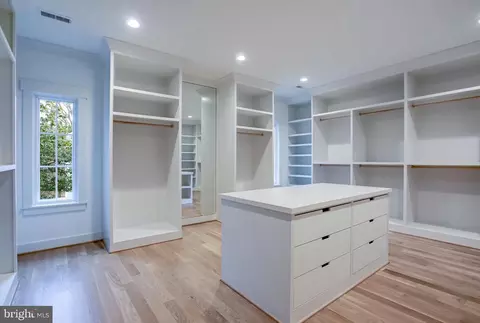 8458 Portland Pl, Mclean, VA 22102 photo 34