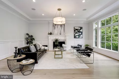 8458 Portland Pl, Mclean, VA 22102 photo 17