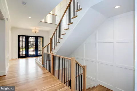 8458 Portland Pl, Mclean, VA 22102 photo 36