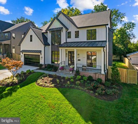 6713 Danforth St, Mclean, VA 22101 photo 1