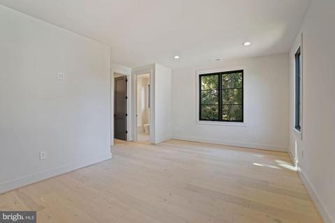 6713 Danforth St, Mclean, VA 22101 photo 36