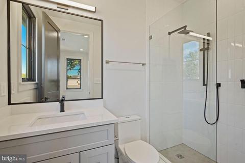 6713 Danforth St, Mclean, VA 22101 photo 40