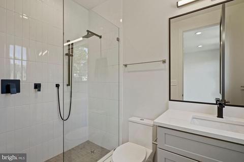 6713 Danforth St, Mclean, VA 22101 photo 49