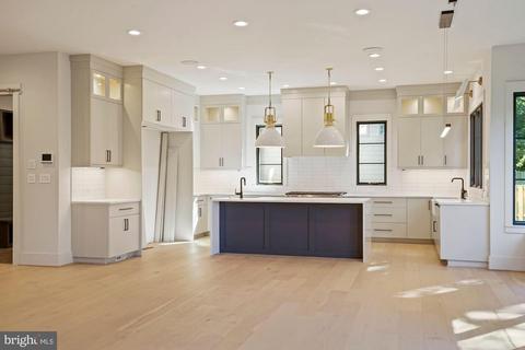 6713 Danforth St, Mclean, VA 22101 photo 10