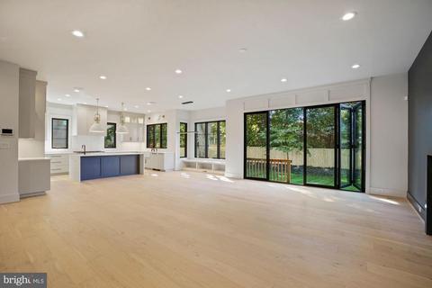 6713 Danforth St, Mclean, VA 22101 photo 12