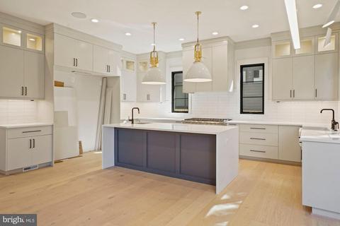 6713 Danforth St, Mclean, VA 22101 photo 8
