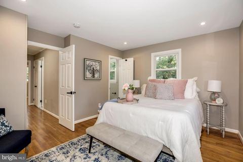 6815 Reynard Dr, Springfield, VA 22152 photo 32