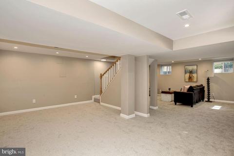 6815 Reynard Dr, Springfield, VA 22152 photo 22