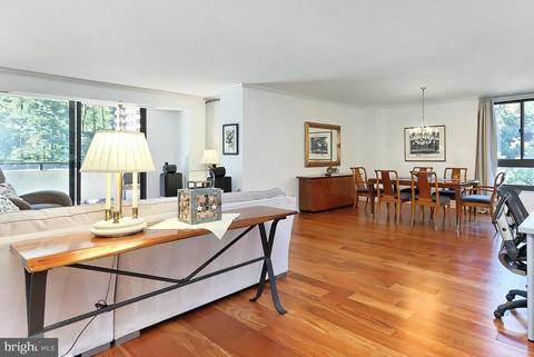 1800 Old Meadow Rd #422, Mclean, VA 22102