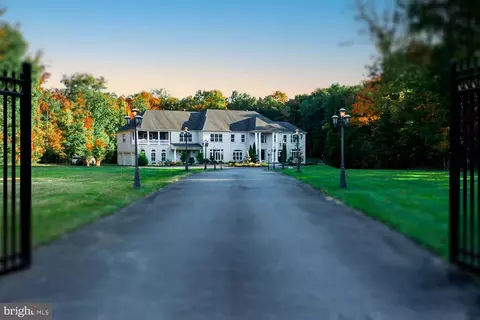 11721 Washington St, Fairfax, VA 22030