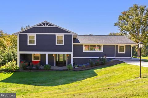 7903 Jansen Dr, Springfield, VA 22152 photo 1