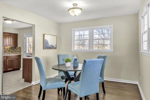 5304 Oldcastle Ln, Springfield, VA 22151 photo 10